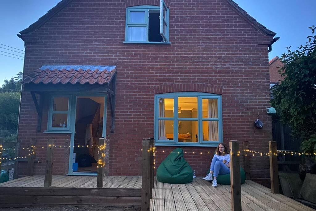 Villa Ramblers Retreat à Saxthorpe Extérieur photo